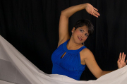 Narges_Dancing_800Pix